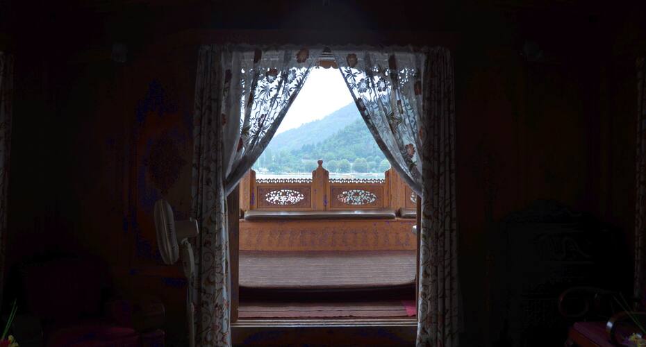 Helen Houseboat, Srinagar 3